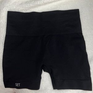 Set Active shorts